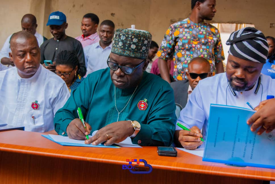 From right to left:Mr. Terwase Gbande, MD/CEO, Benue Digital Infrastructure Company Plc, Sir James Iorpuu, Executive Secretary, Benue State Emergency Management Agency (BSEMA) and Air Commodore Jacob Gbamwuan (rtd), DG Benue State Bureau of Homeland Security (BSHS)